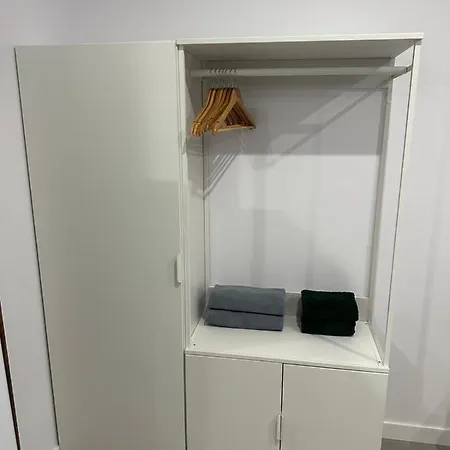 Fantastico Piso A 5 Minutos De La Estacion De Bus Y Tren A Metros De La Playa Apartamento